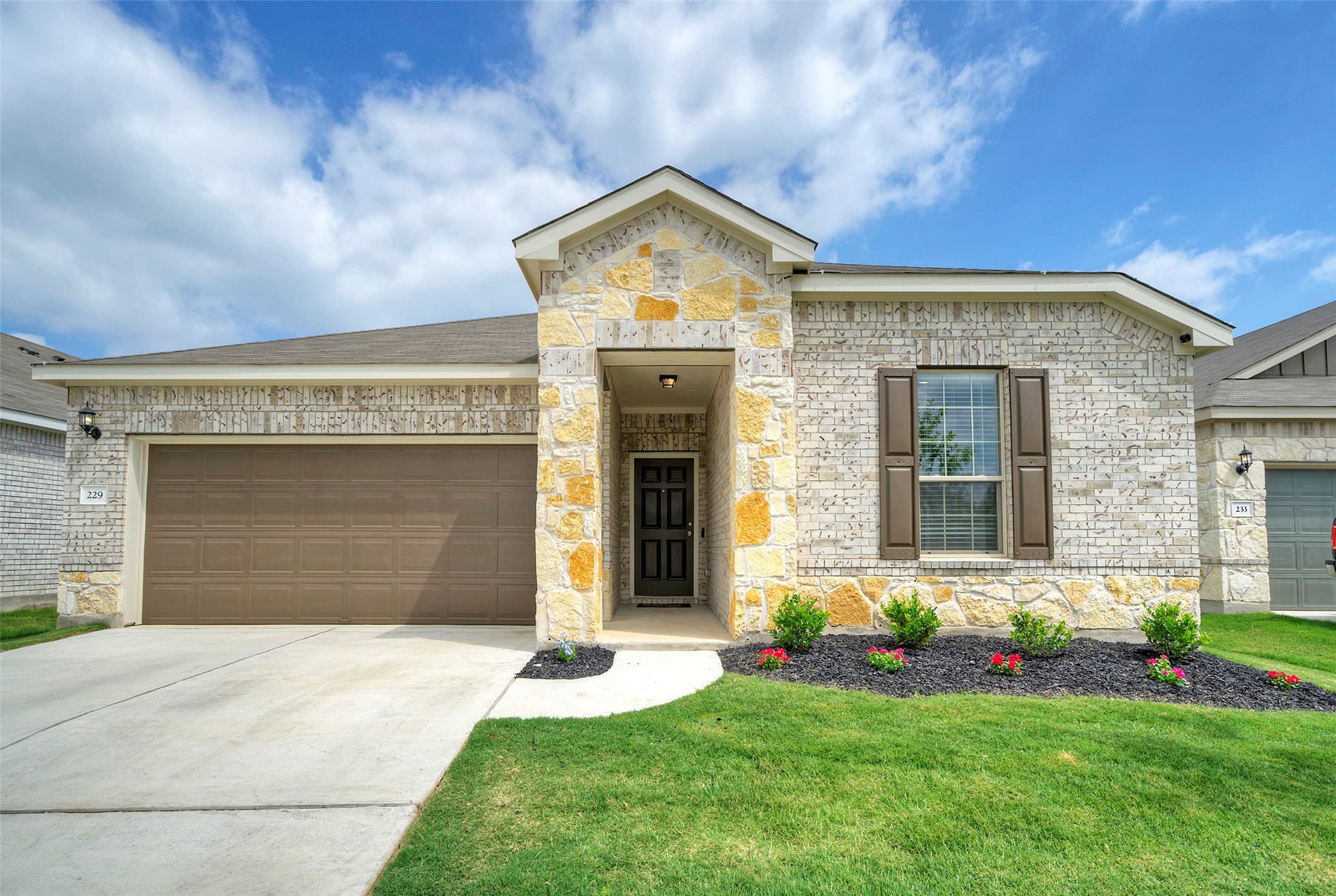 229 Pivot Dr