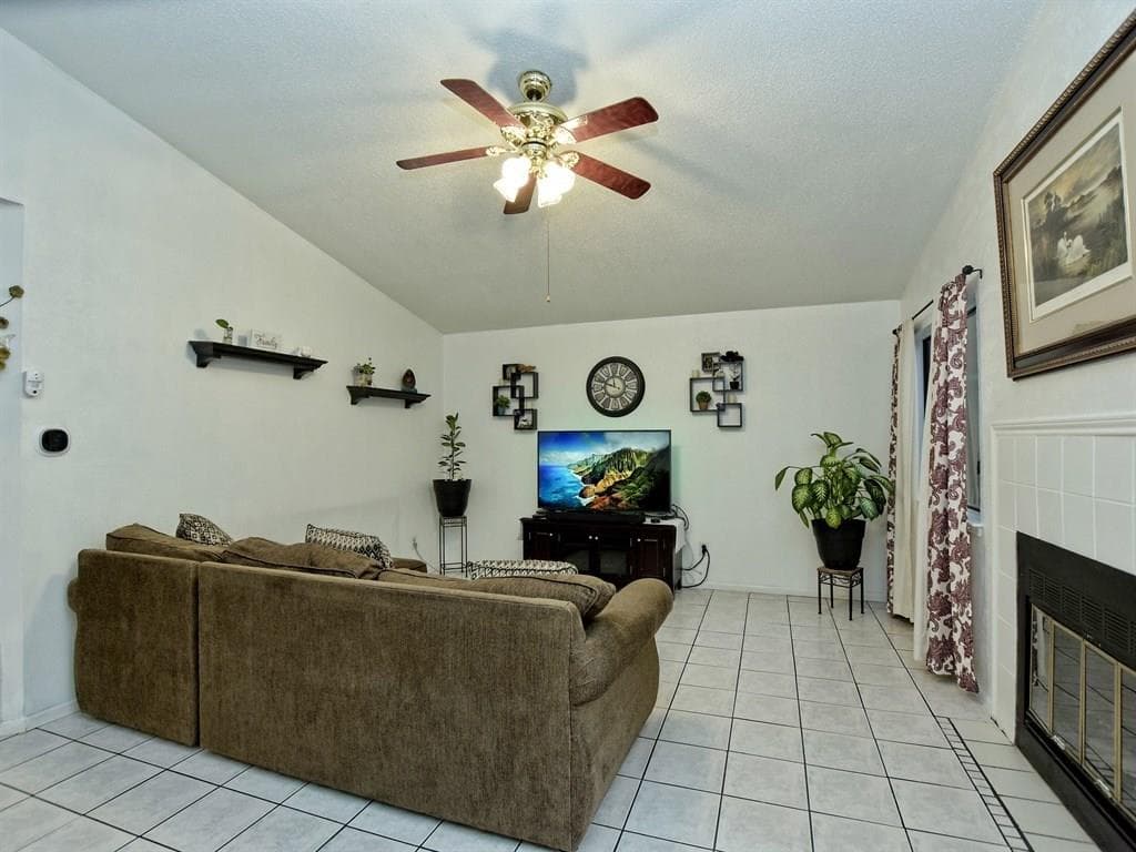 Gallery image 3
