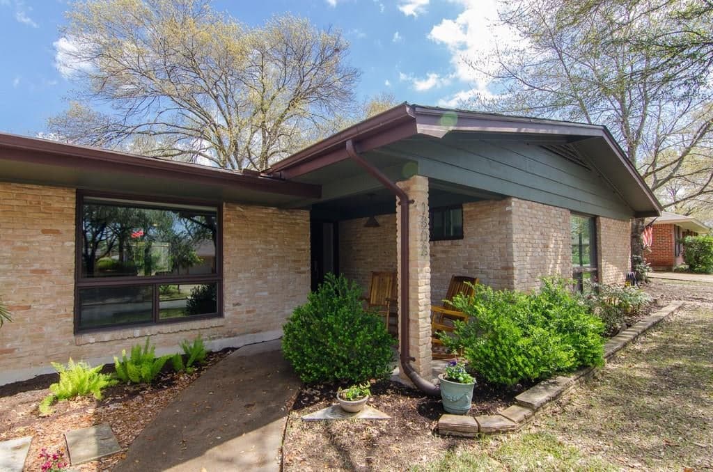 1808 Richwood Dr