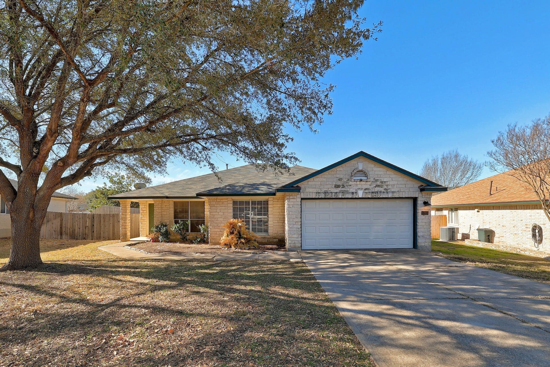 1212 Jordan Ln