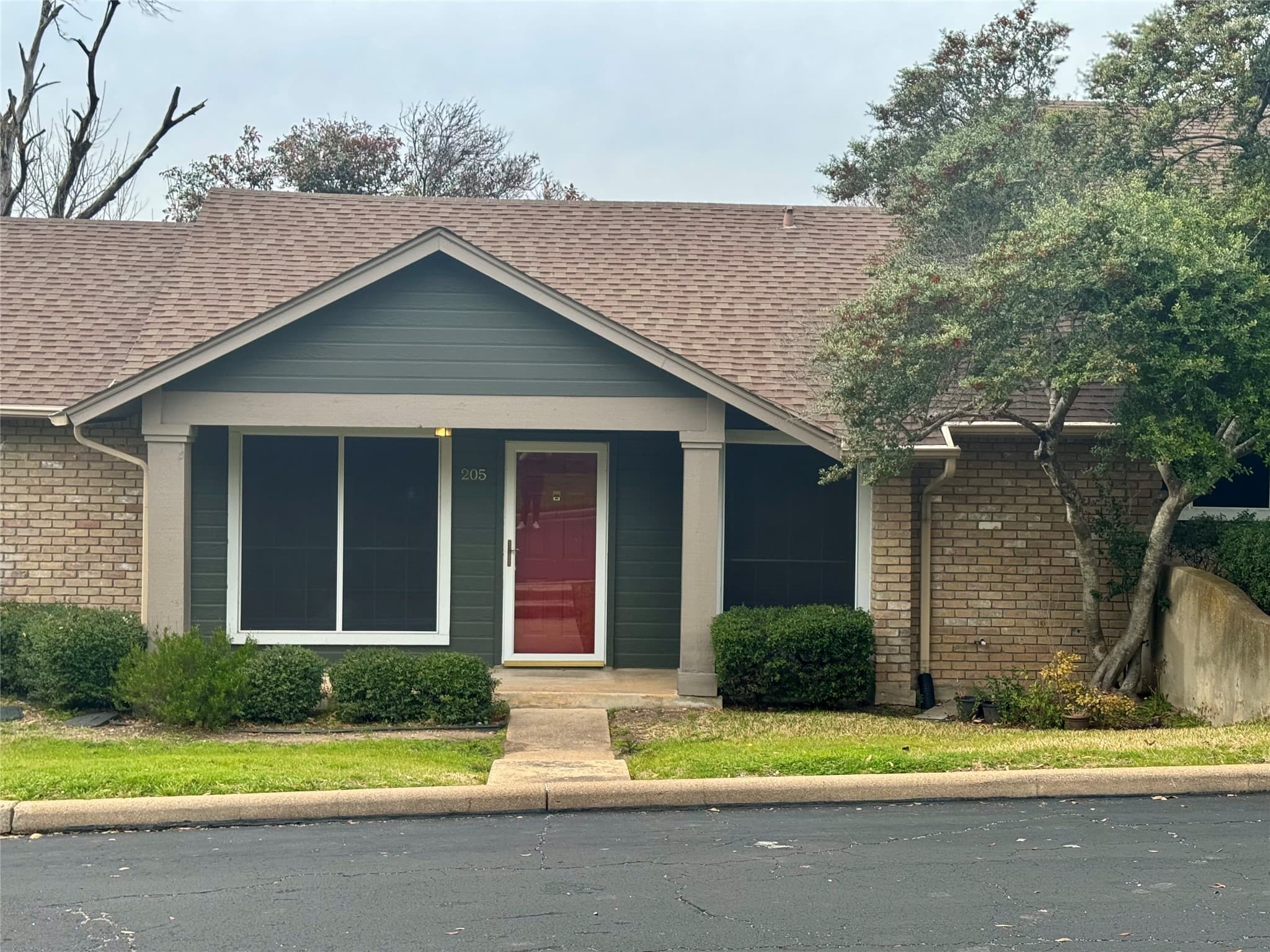 1015 E Yager Ln Unit 205