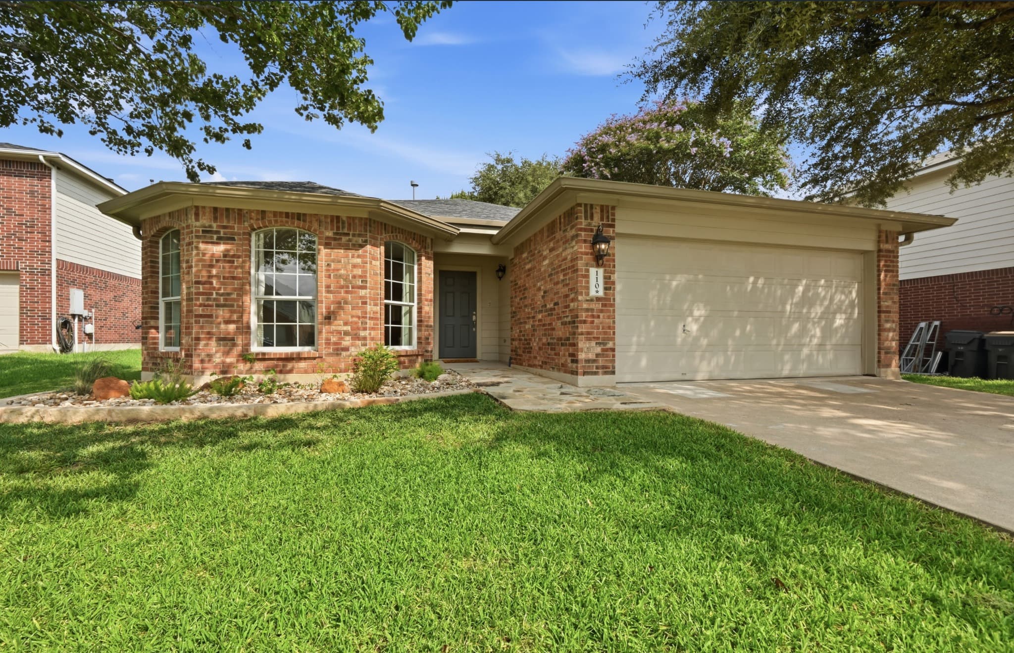 110 Prairie Cv