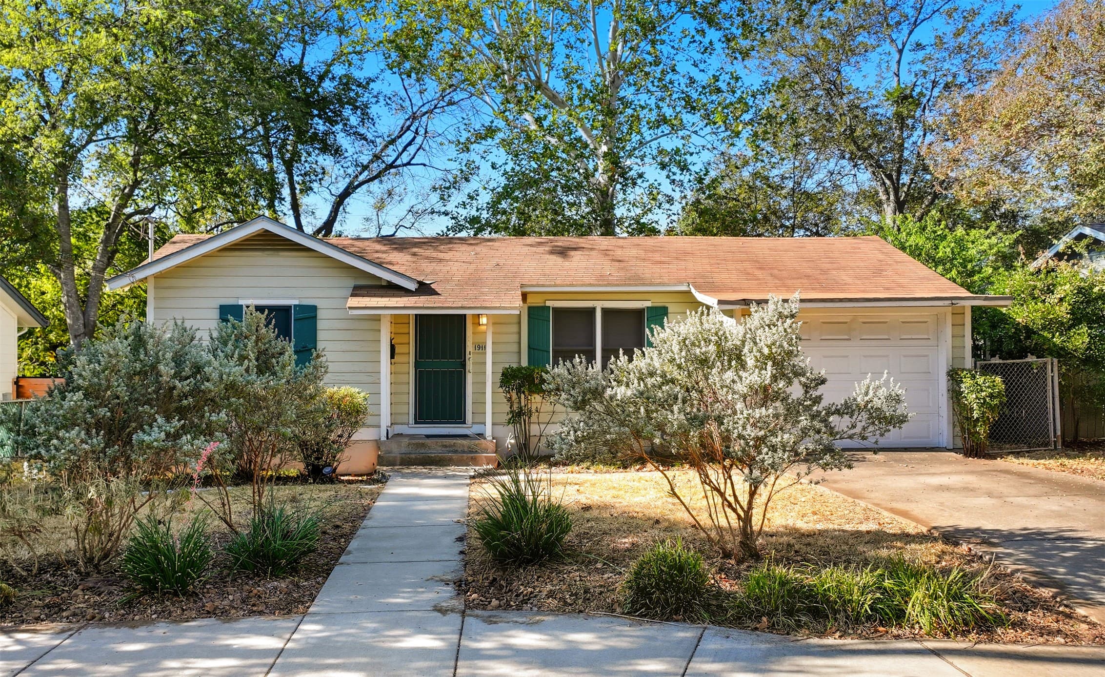 1911 Palo Duro Rd