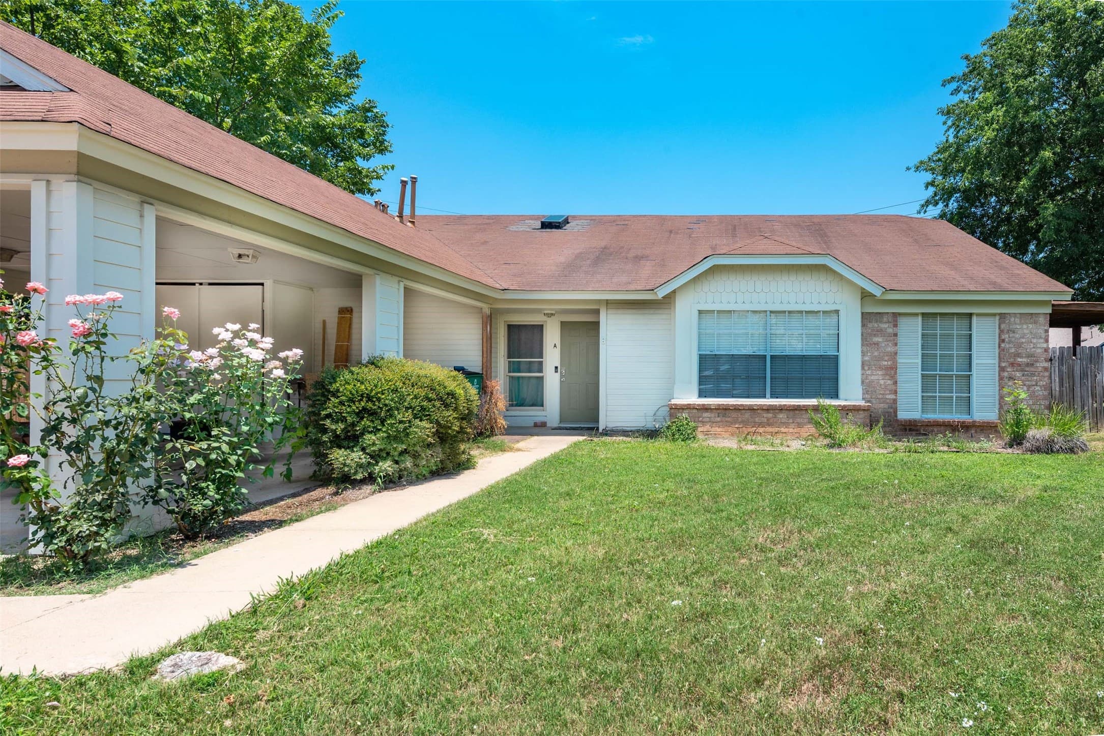 7601 Woodstone Cv # B