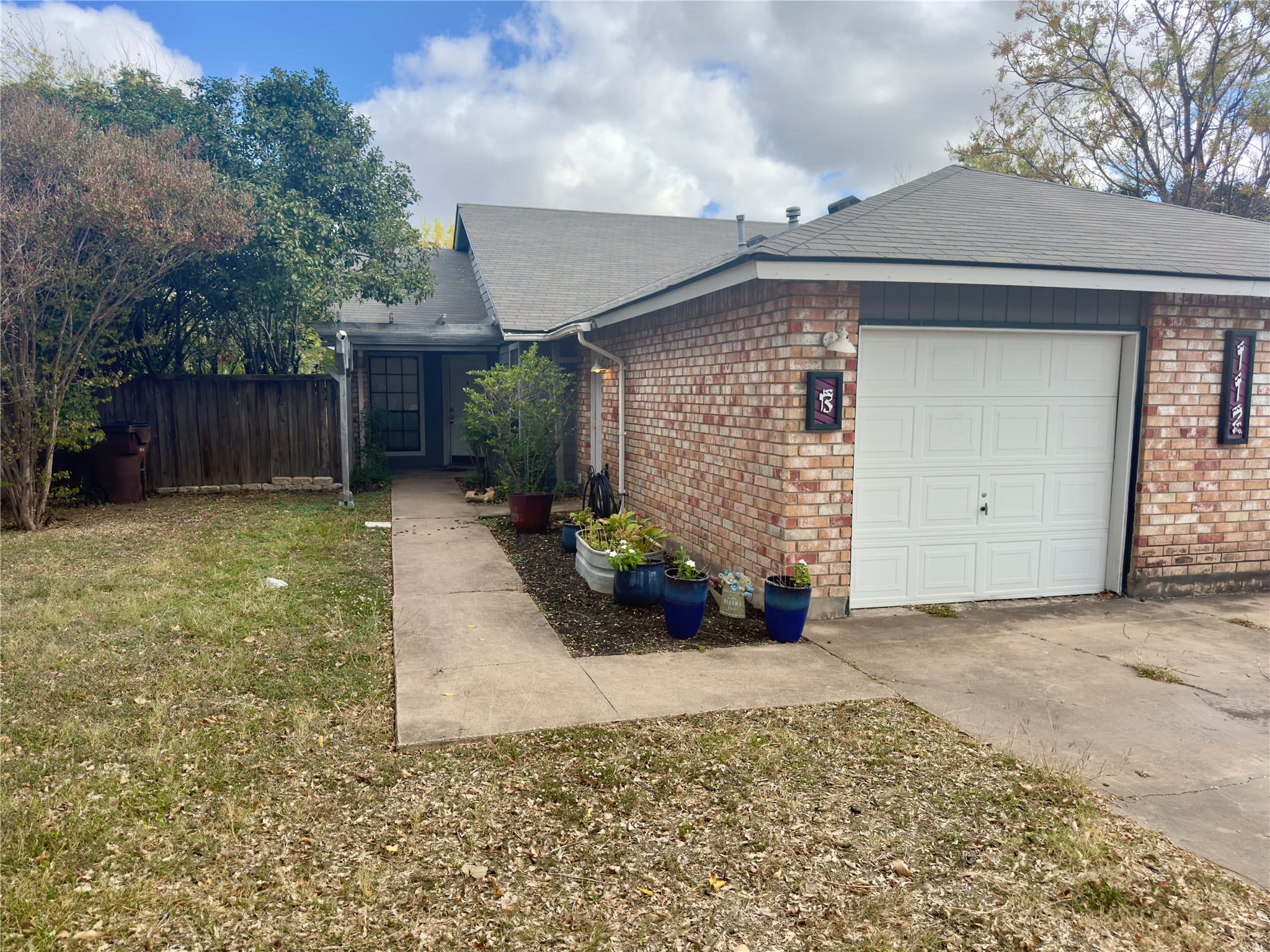 Main property image