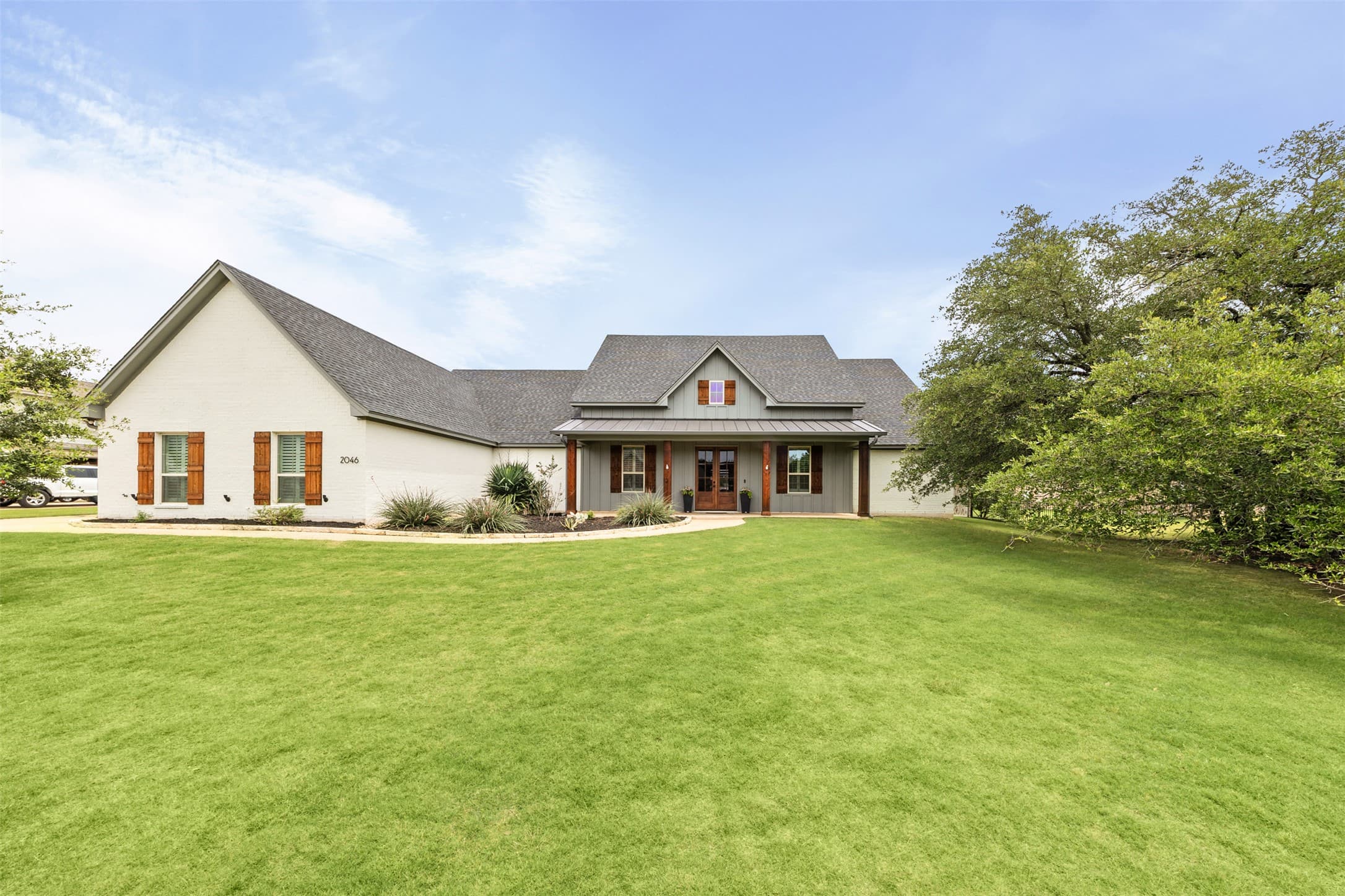 2046 Chalk Mill Xing