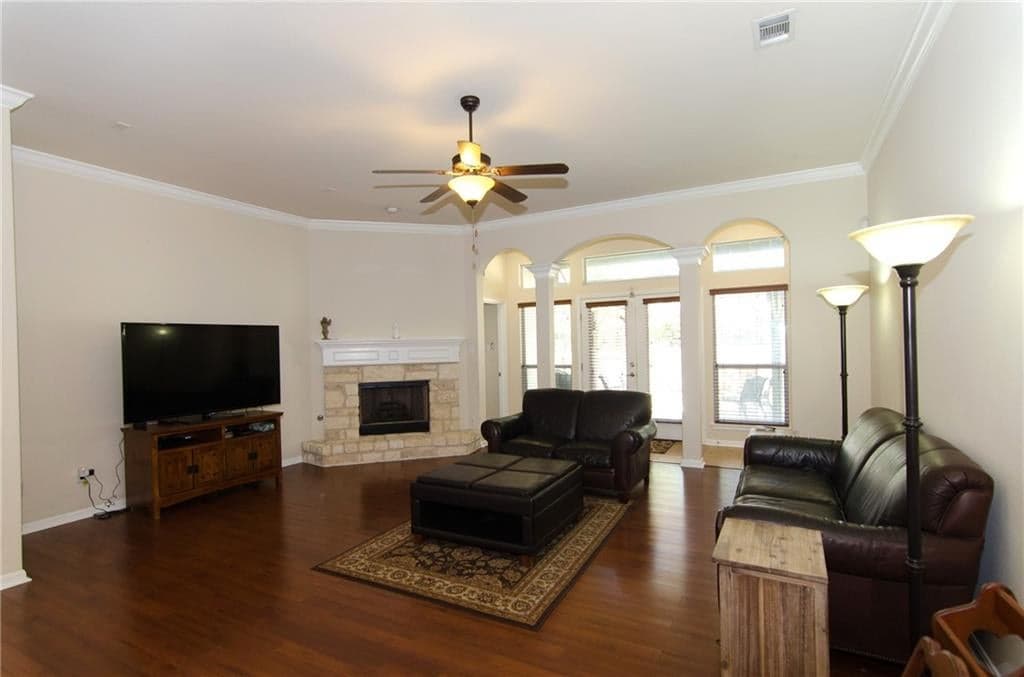 Gallery image 4