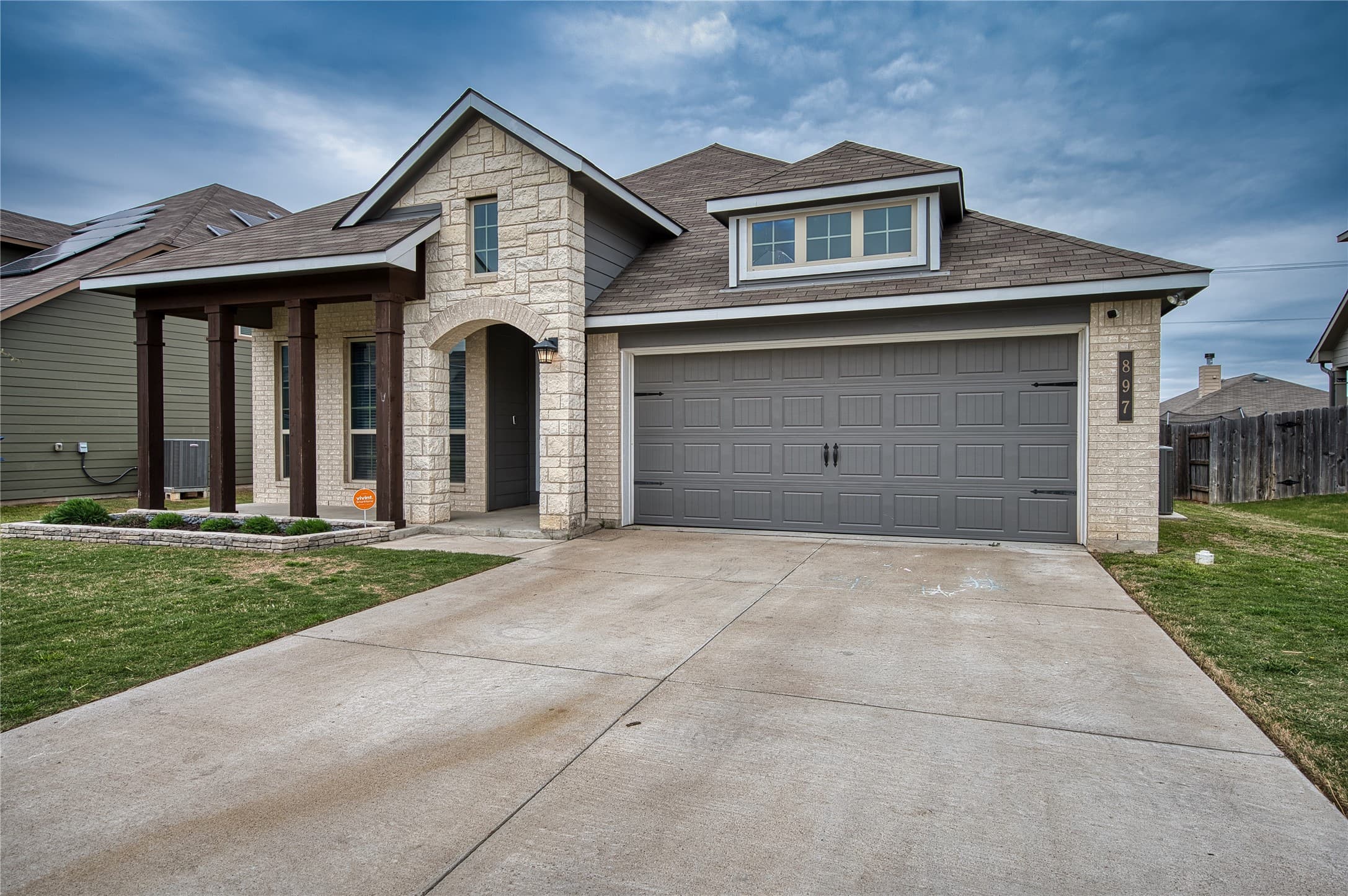 897 Ross Rd