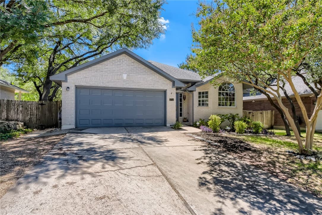 1714 Juniper Ridge Loop