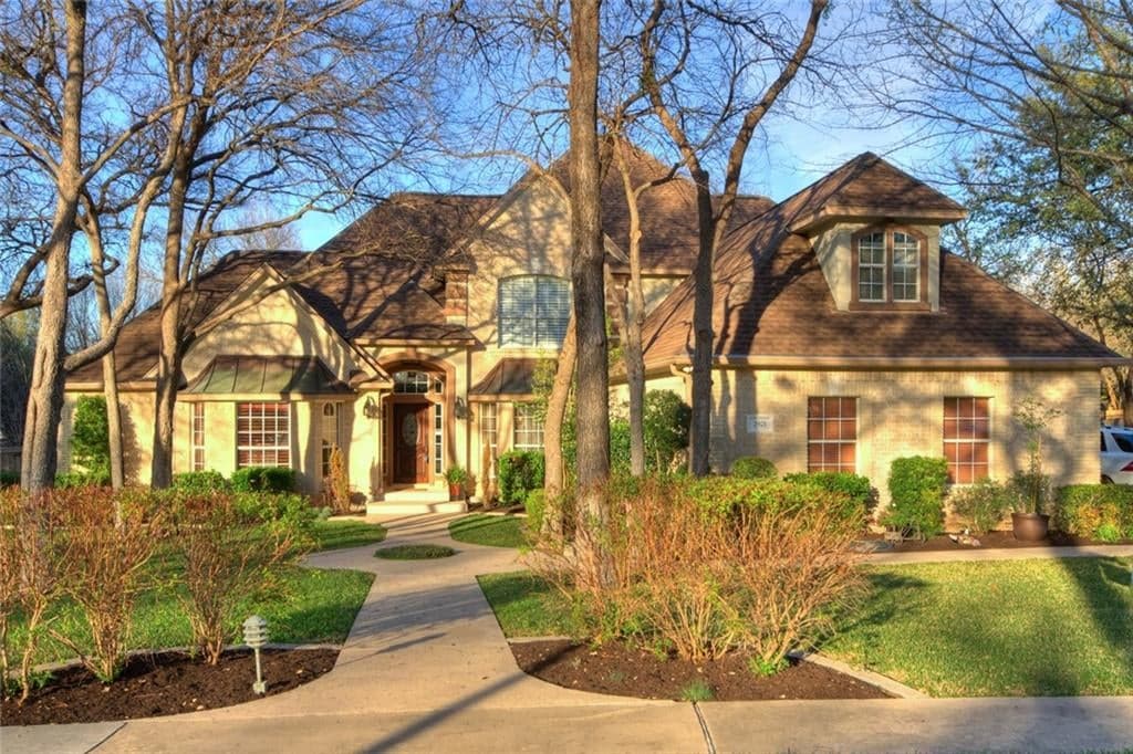 2921 Cedar Crest Cir
