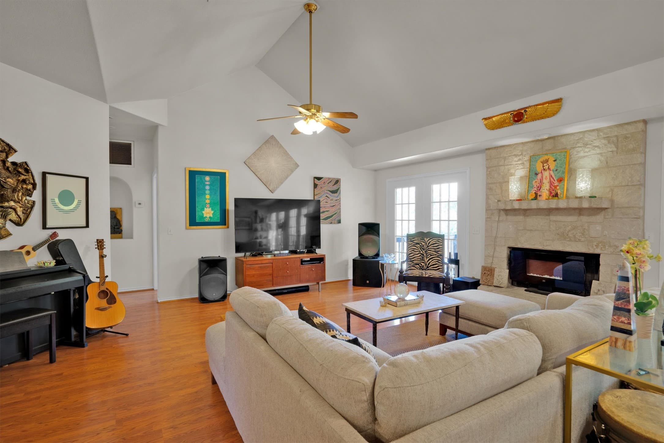 Gallery image 4