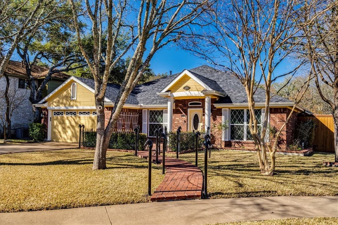 11302 Boothill Dr