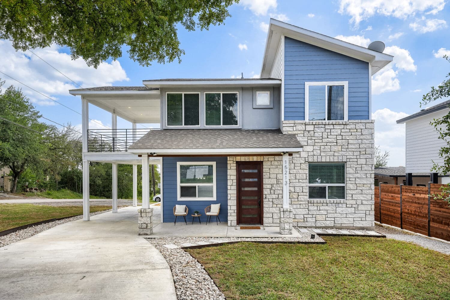 15213 Chamberlain Ct