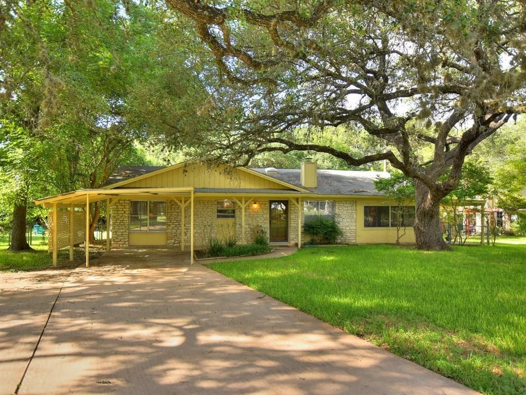2103 Saratoga Dr
