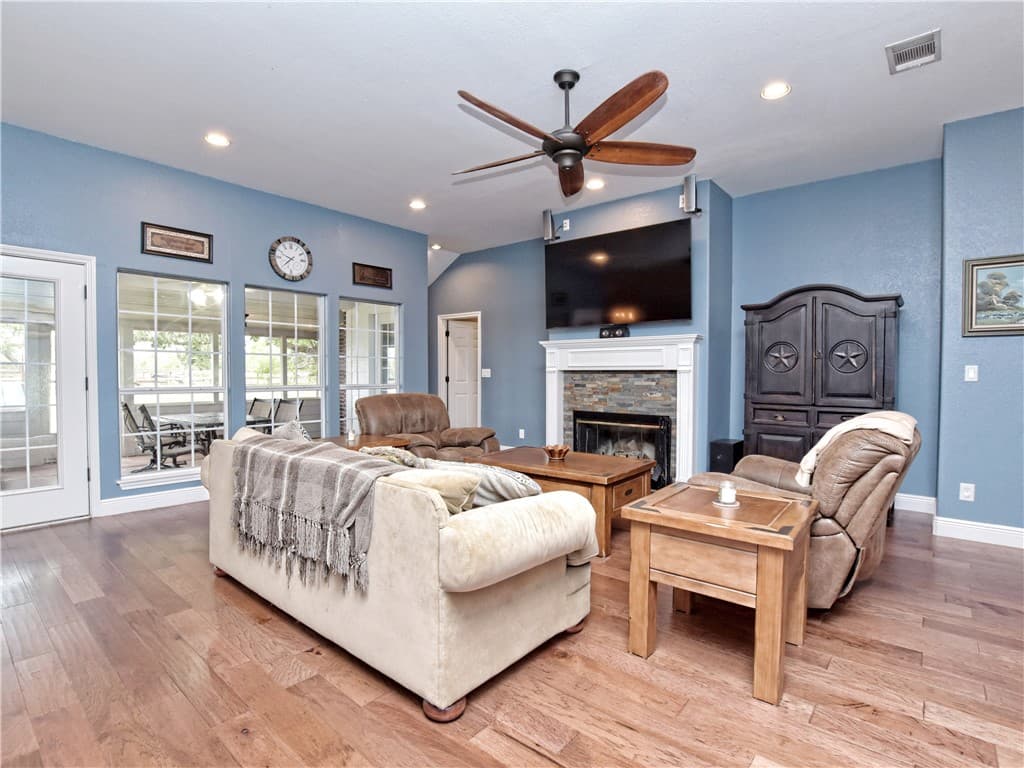 Gallery image 3
