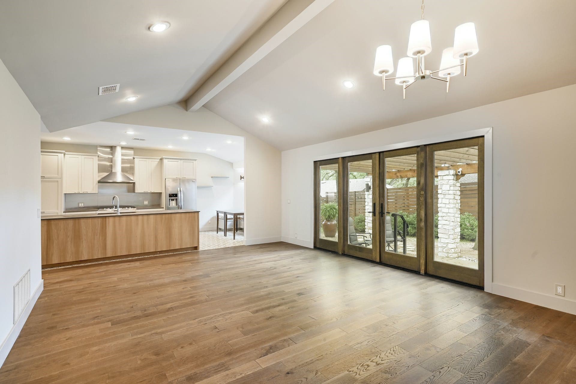 1707 Thousand Oaks Cir