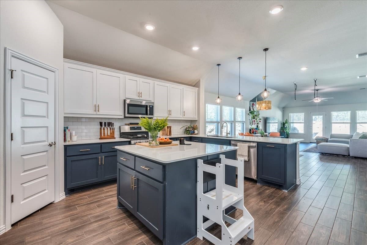 100 Wooden Lodge Dr
