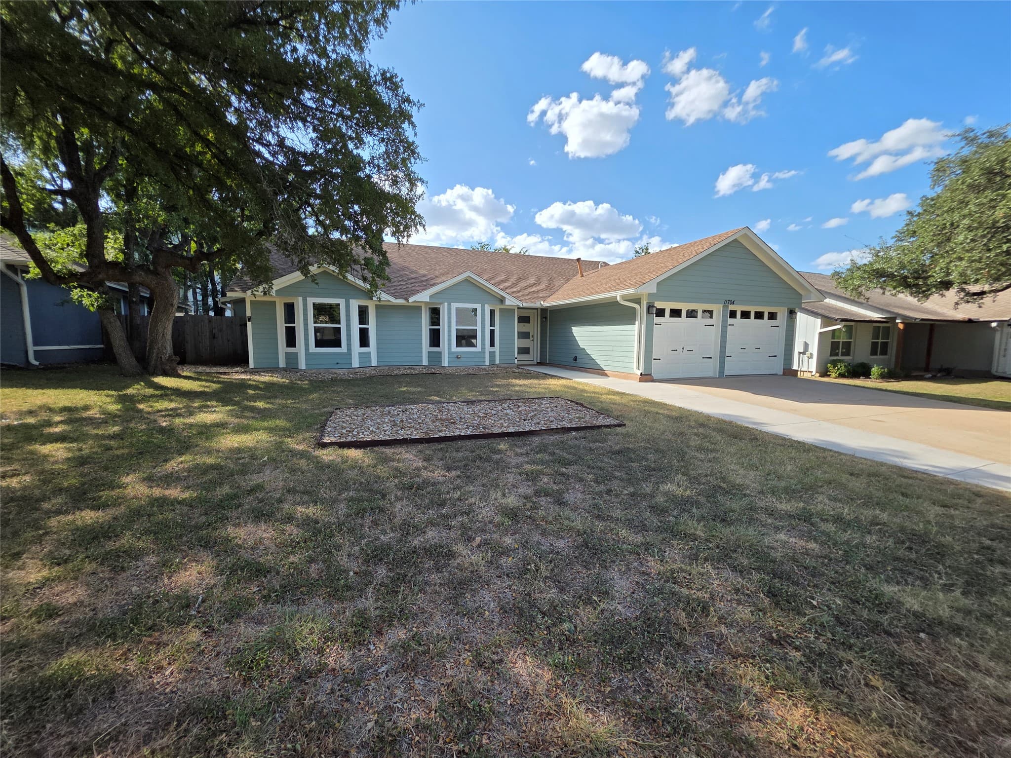 11704 Tanglebriar Trl