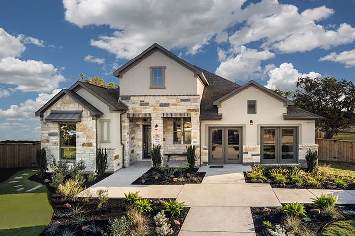 3825 Bainbridge Cv