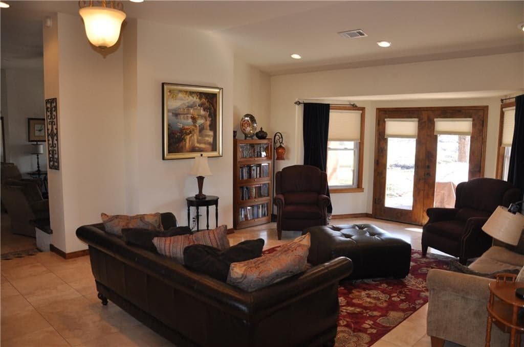 Gallery image 3