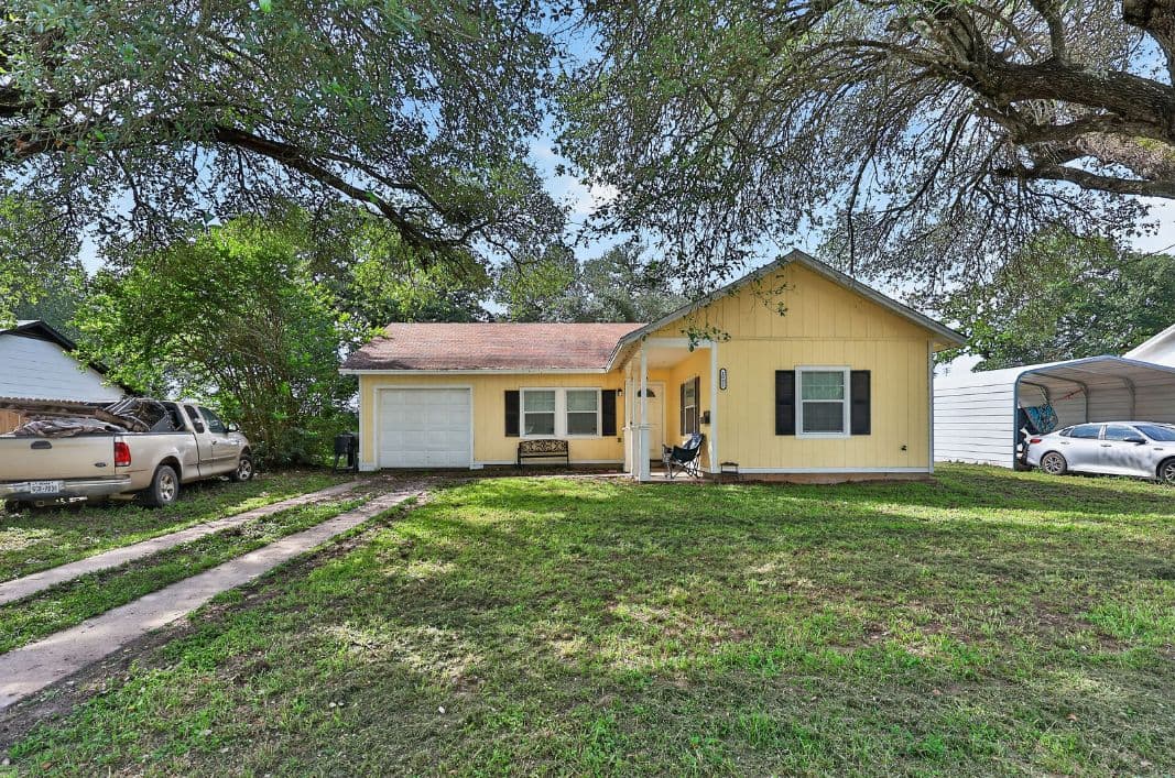 1002 Haley Ave