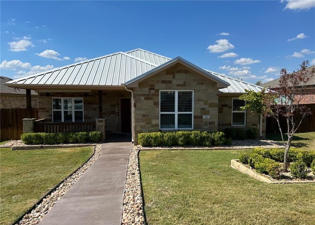 18 Samac Ln