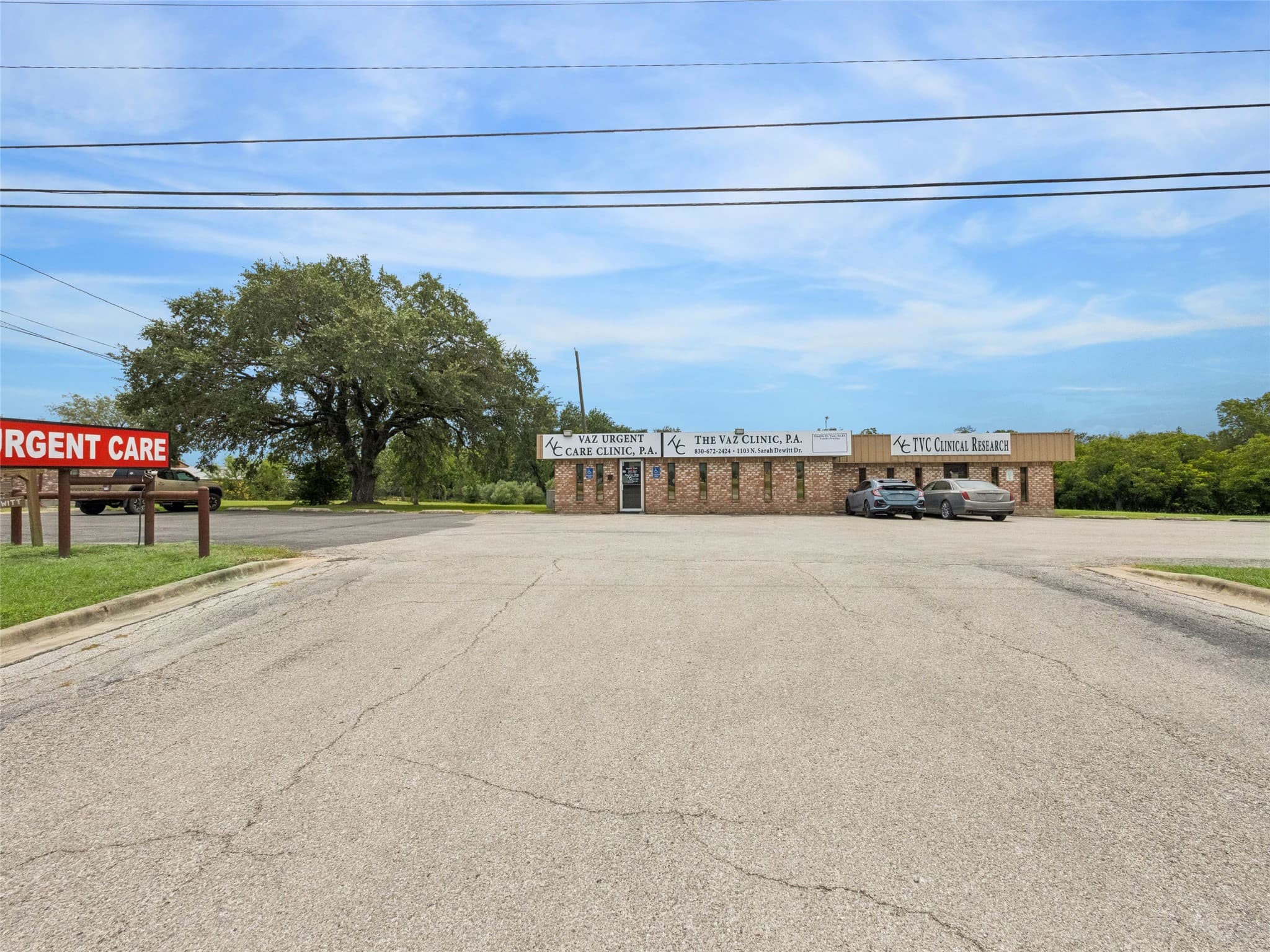 1103 N Sarah Dewitt Dr