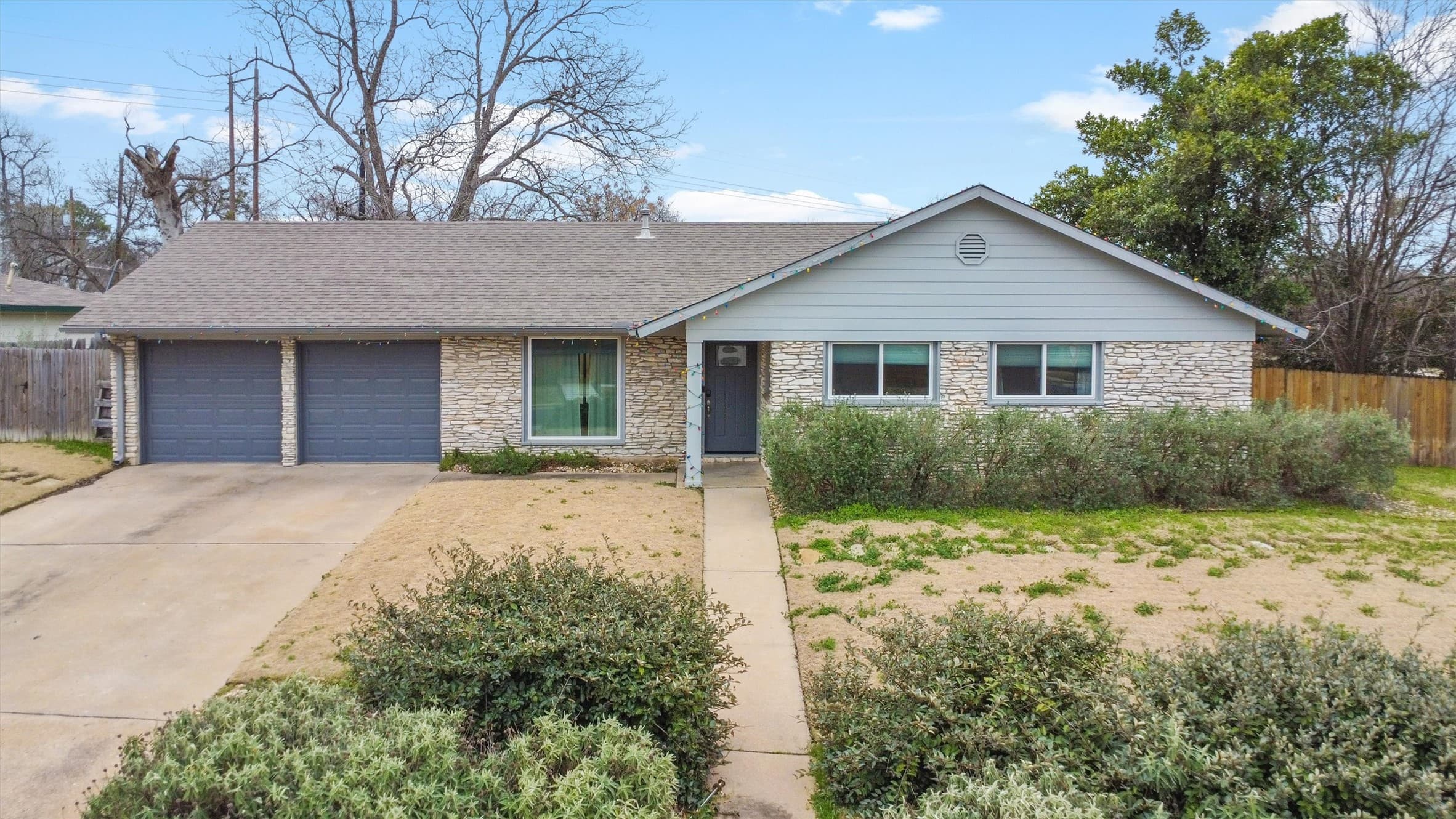 5701 Sutherlin Rd