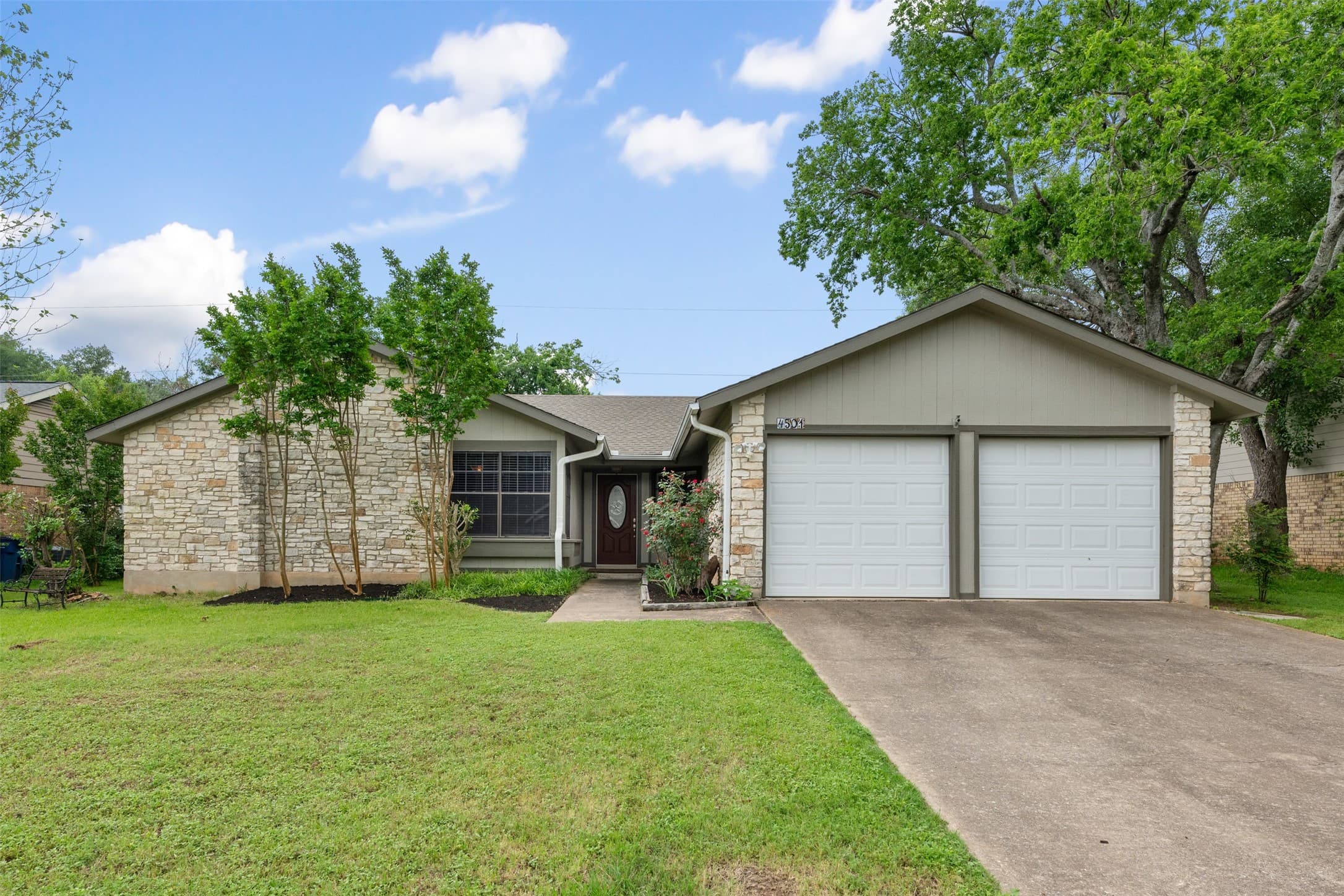 4501 Oak Creek Dr