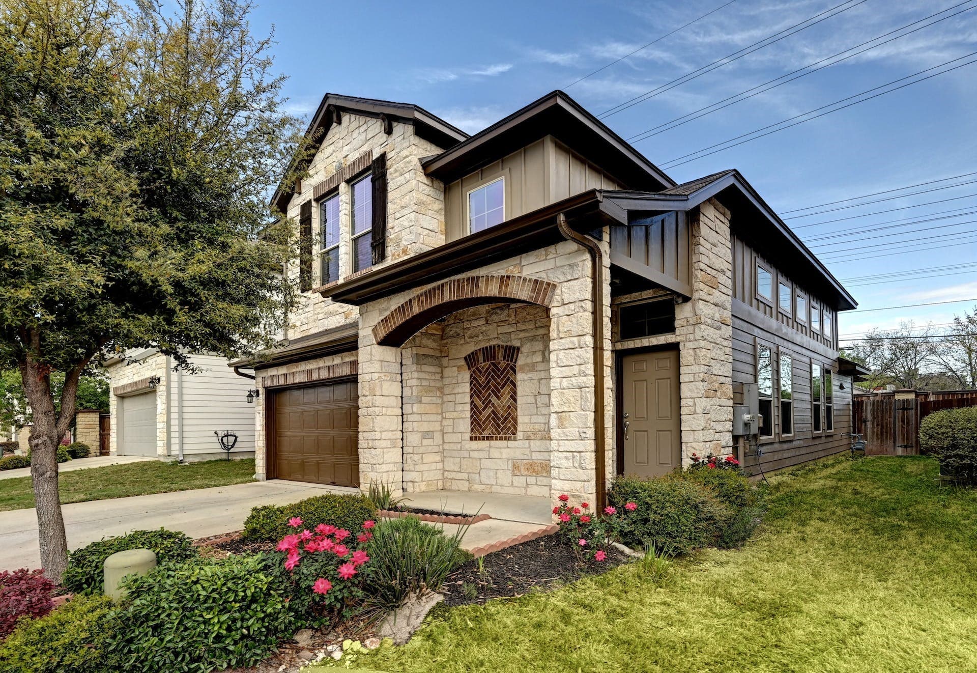 914 Cottage Bank Trl