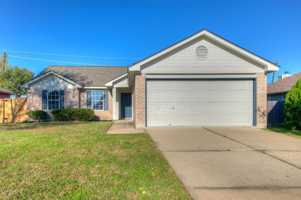 11402 Tickford Dr