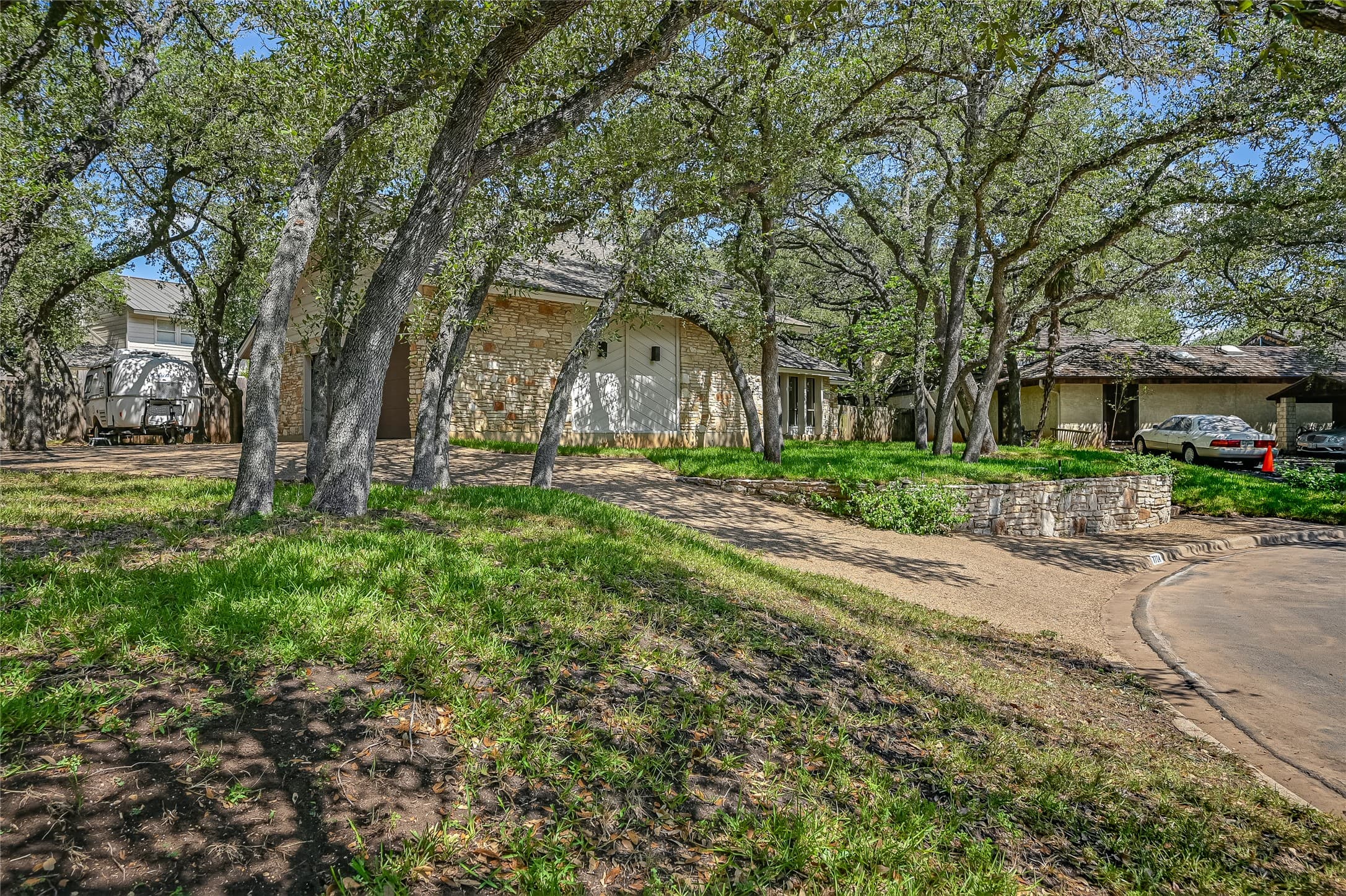 Gallery image 2