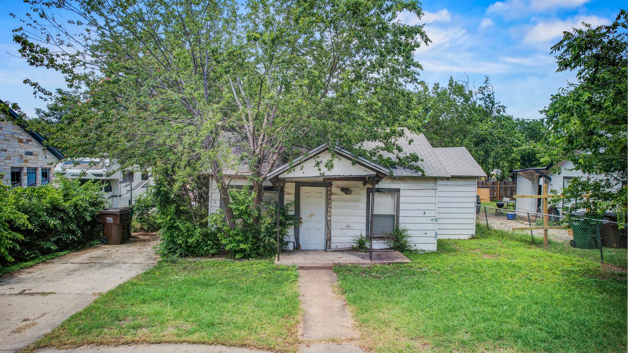 308 E Austin Ave