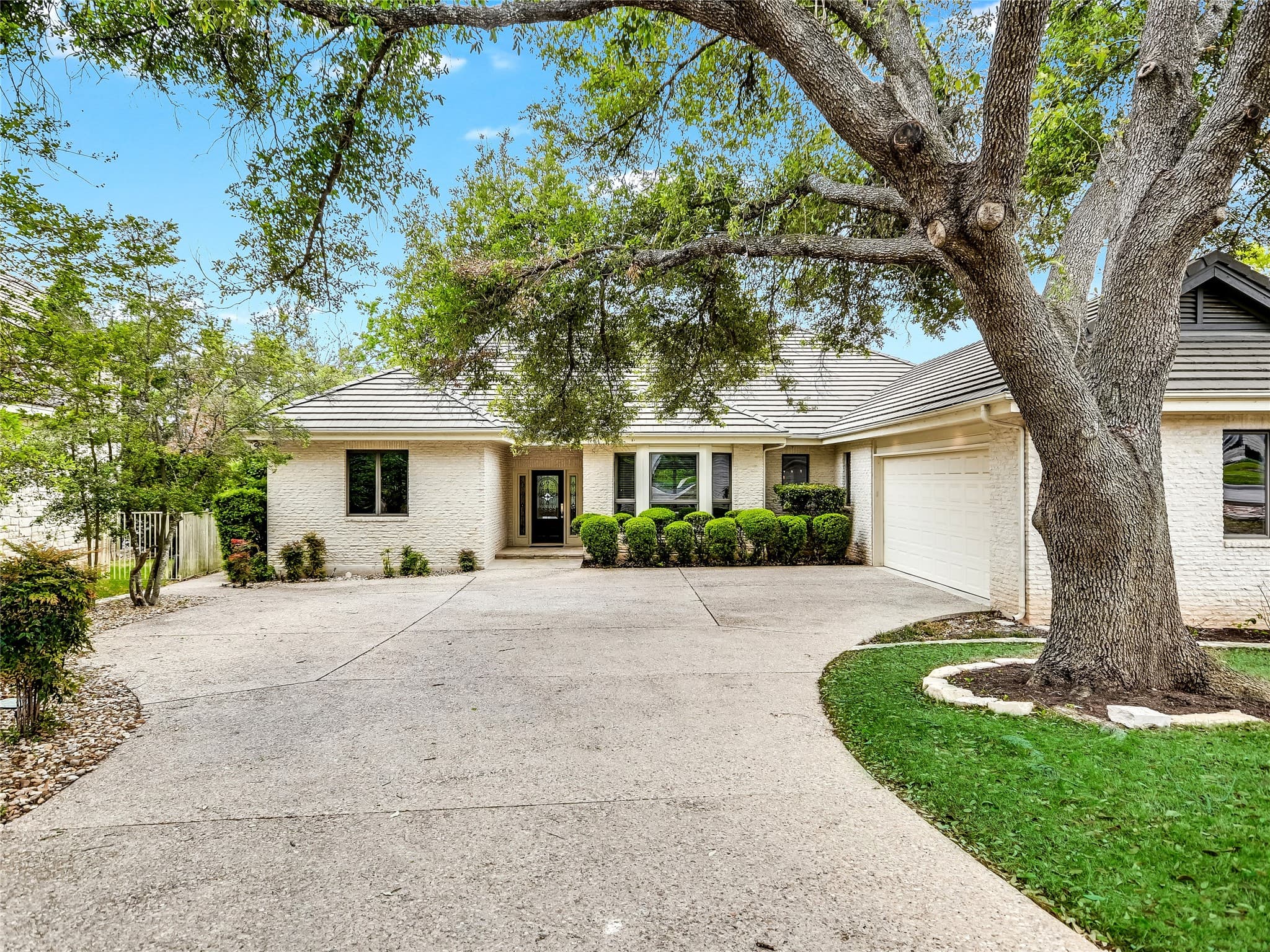 11 Glen Rock Dr