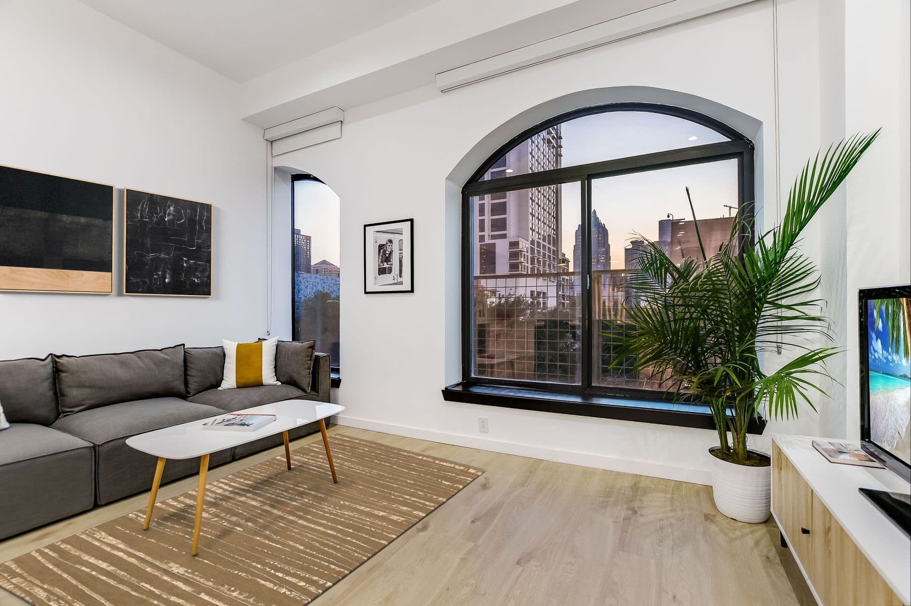 507 Sabine St Apt 303