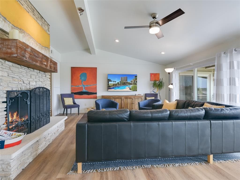 Gallery image 4