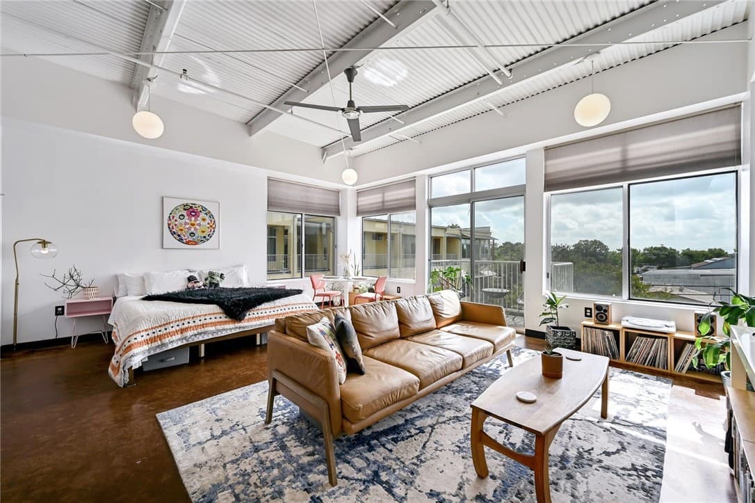 2401 E 6th St Apt 6098
