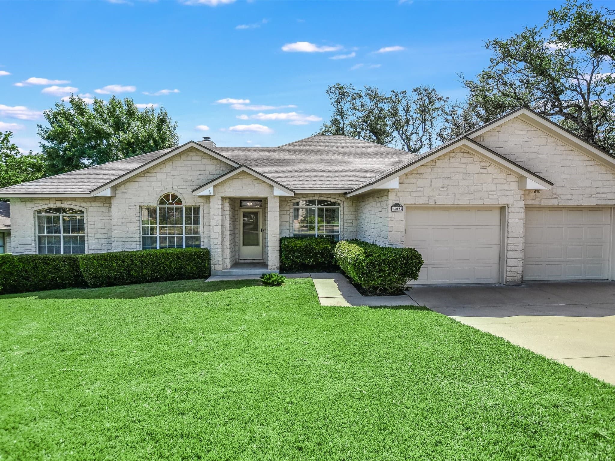 402 Innwood Dr