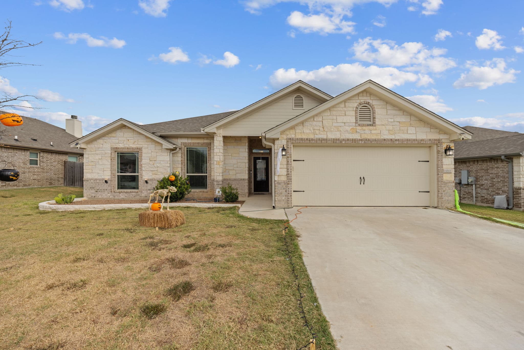 3212 Victoria Meadow Dr