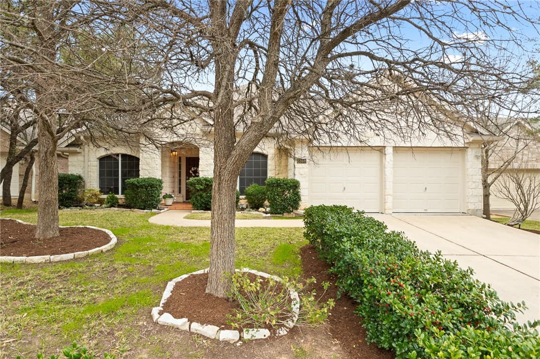5404 Travis Green Ln