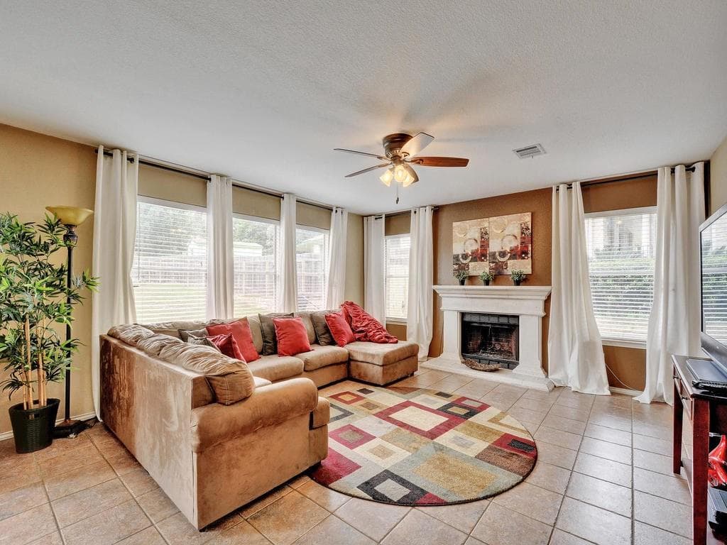 1505 Timberwood Dr