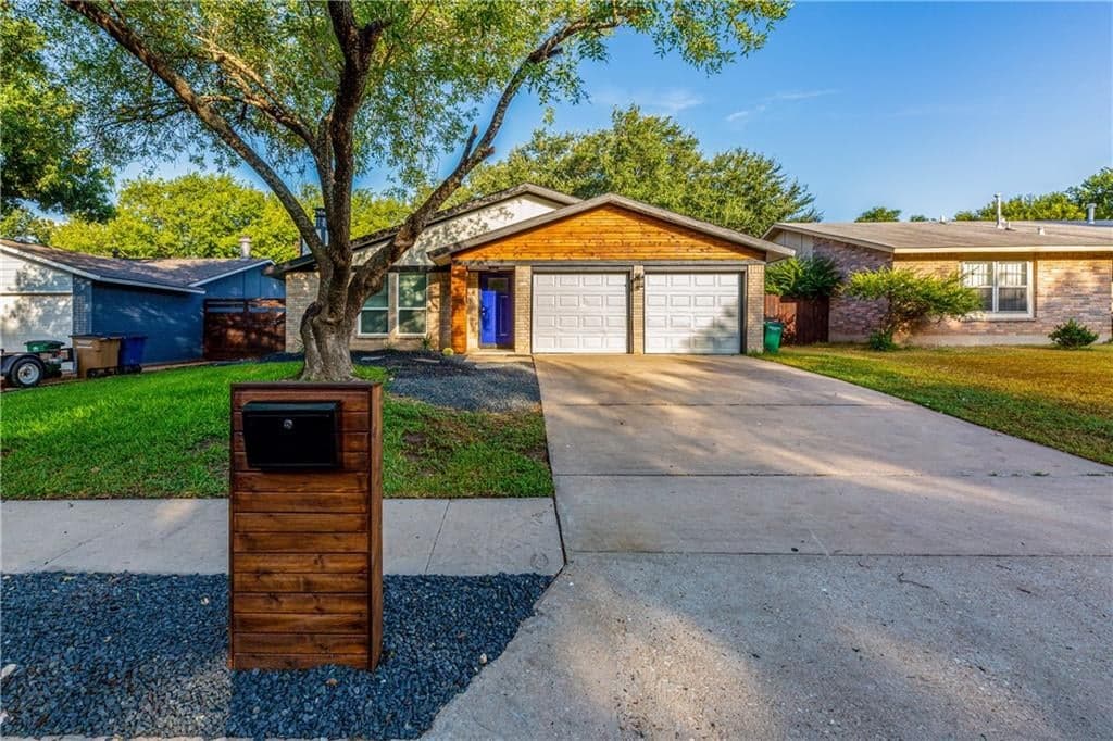 Main property image