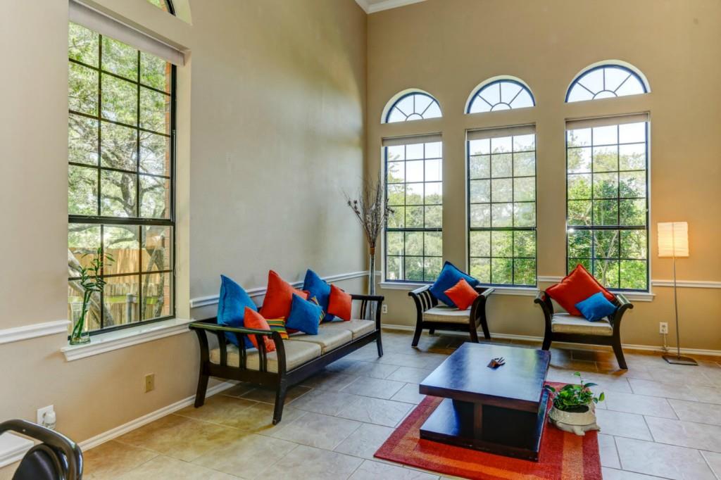 10211 Spicewood Mesa