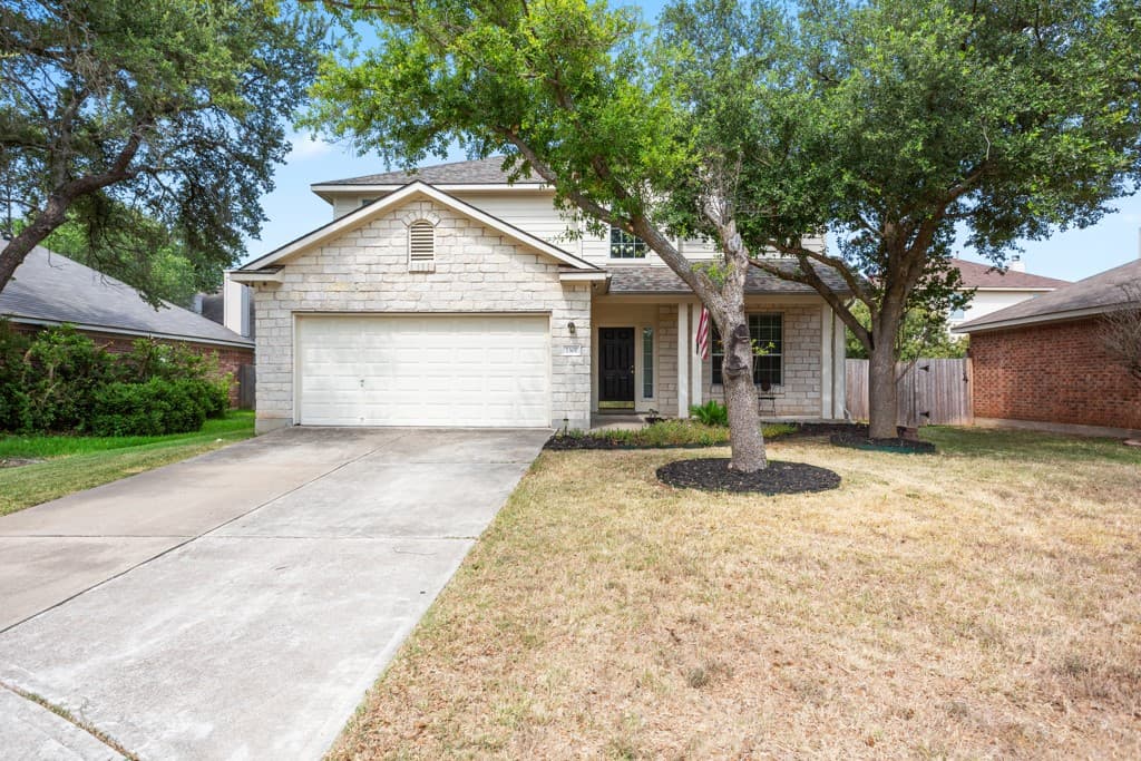 2307 Garrett Cv