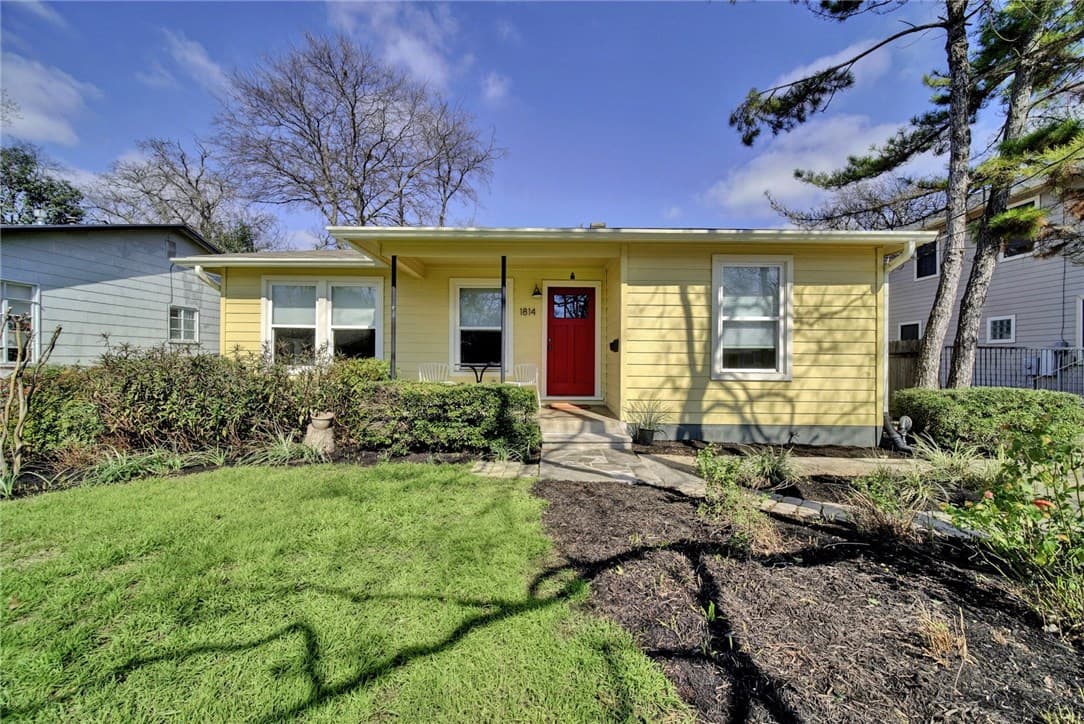 1814 W Saint Johns Ave