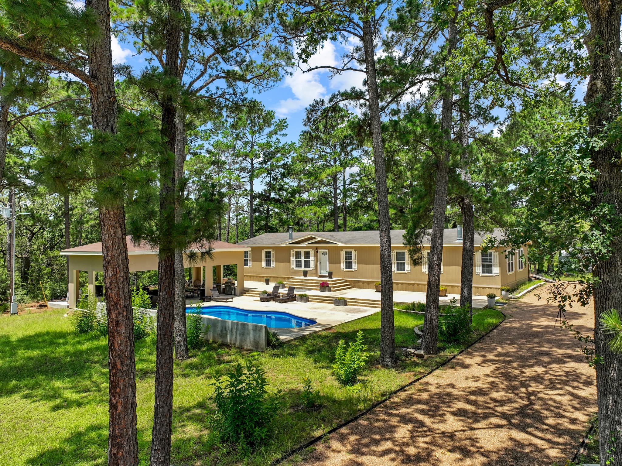 438 Kellar Rd