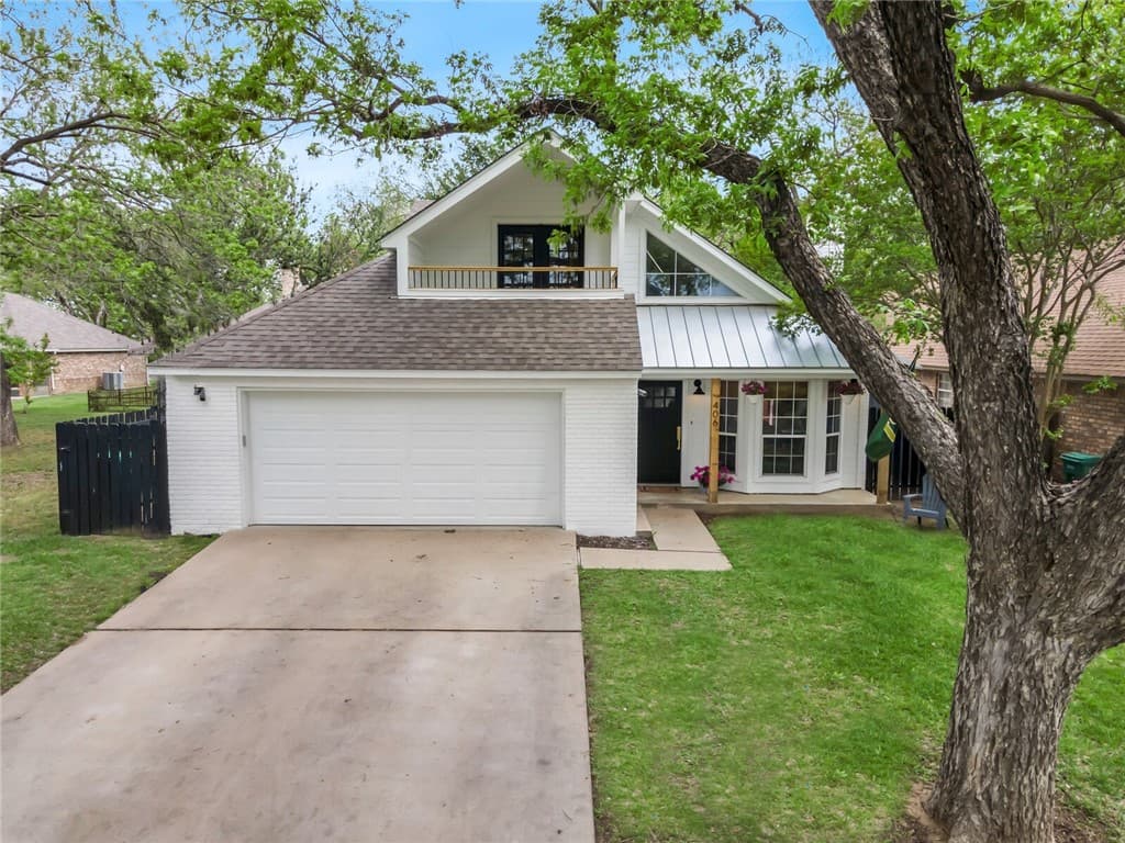 406 Meadowlakes Dr