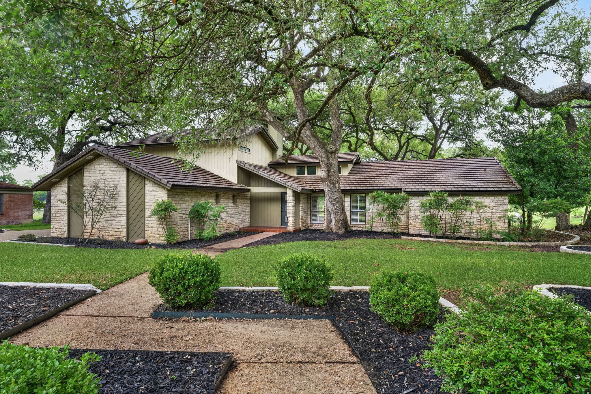 1301 Mill Creek Dr