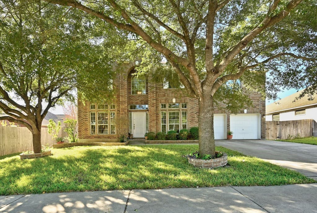 716 Stansted Manor Dr