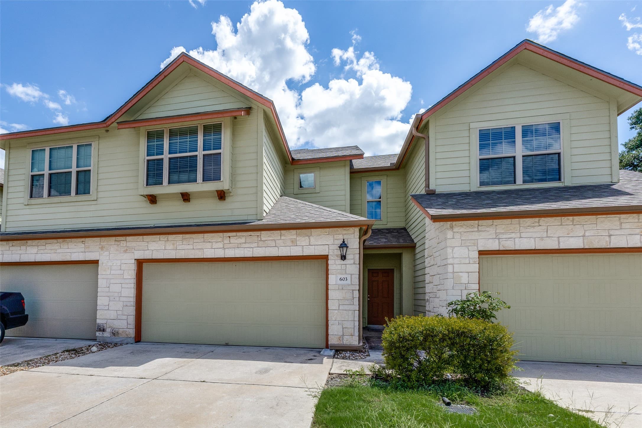 2410 Great Oaks Dr Apt 603